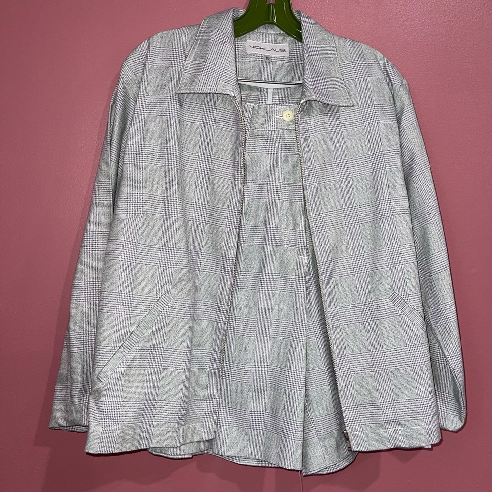 Nicklaus Shorts Suit Size 8 (M)